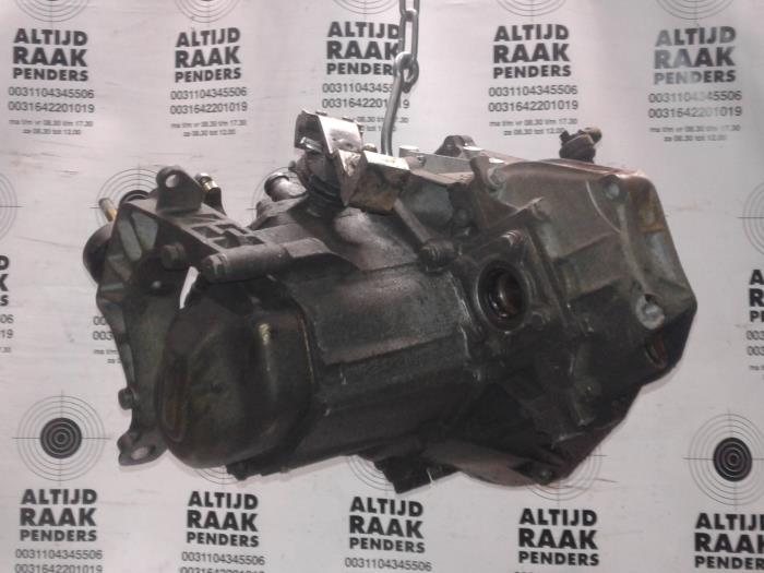 Gearbox from a Fiat Punto I (176) 55 1.1 1999