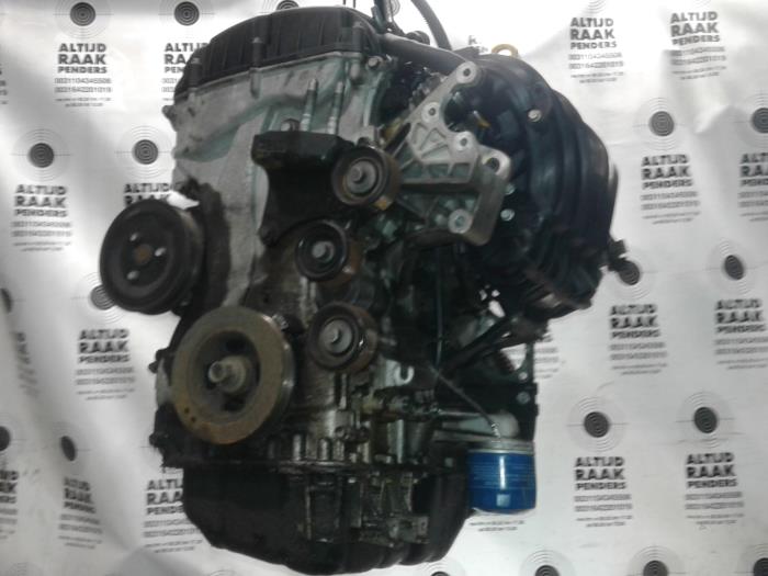 Engine Kia Carens - 6H300454 G4KA - 