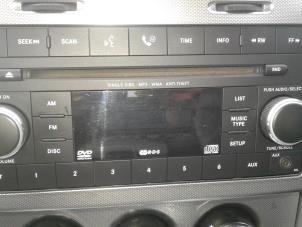 Usagé Radio/Lecteur CD Jeep Cherokee (KK) 2.8 CRD 16V Euro 5 4x4 Prix sur demande proposé par "Altijd Raak" Penders