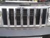 Jeep Cherokee (KK) 2.8 CRD 16V Euro 5 4x4 Cadre de calandre