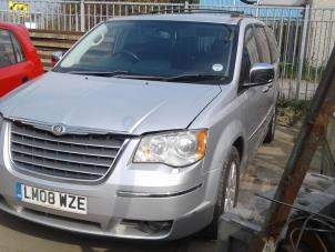 Used Front wing, left Chrysler Voyager/Grand Voyager (RT) 2.8 CRD 16V Grand Voyager Price on request offered by "Altijd Raak" Penders