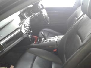 Usados Juego y módulo de airbag BMW 7 serie (F01/02/03/04) 730d 24V Precio de solicitud ofrecido por "Altijd Raak" Penders