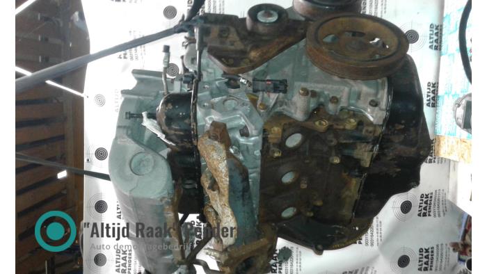 Engine from a Chrysler Voyager/Grand Voyager 3.3i V6 1999
