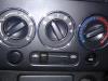 Panel de control de calefacción de un Daihatsu Copen, 2003 / 2012 0.7 Turbo 16V, Cabrio, Gasolina, 659cc, 47kW (64pk), FWD, JBDET, 2003-09 / 2012-09, L880 2010
