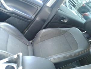 Gebrauchte Sitz rechts Ford S-Max (GBW) 2.0 TDCi 16V 140 Preis auf Anfrage angeboten von "Altijd Raak" Penders