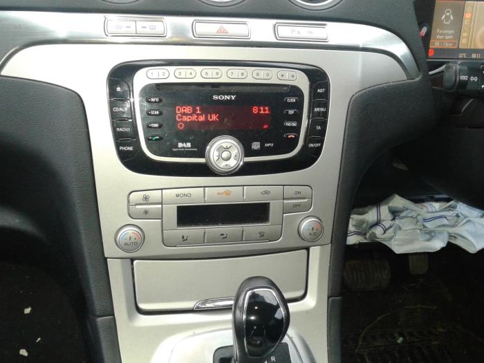 Klimabedienteil van een Ford S-Max (GBW) 2.0 TDCi 16V 140 2012