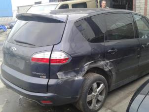 Used Rear door 4-door, right Ford S-Max (GBW) 2.0 TDCi 16V 140 Price on request offered by "Altijd Raak" Penders