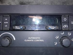 Usados Control de pantalla de climatización Chrysler Voyager Precio de solicitud ofrecido por "Altijd Raak" Penders