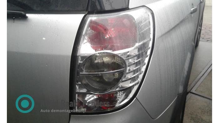 Chevrolet Captiva Feux arrière droit stock | ProxyParts.fr