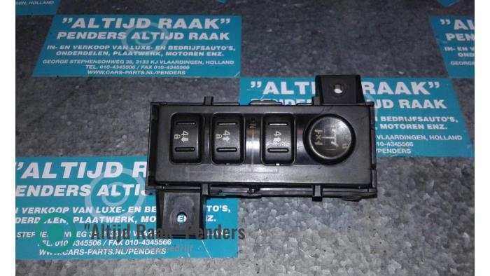 Używane Przelacznik Hummer H2 Cena na żądanie oferowane przez "Altijd Raak" Penders
