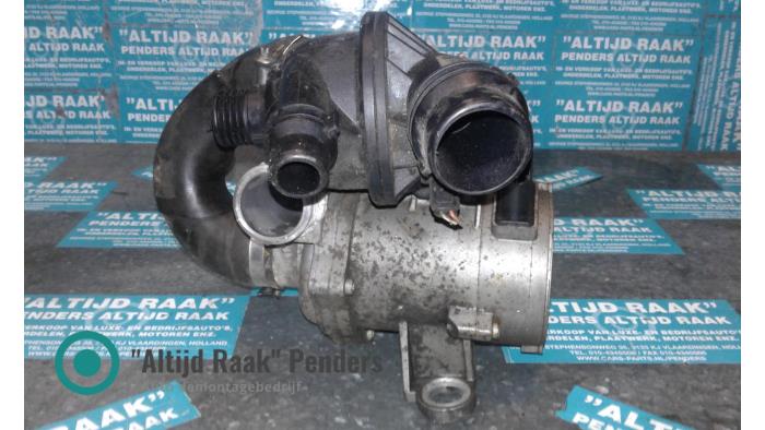 Begagnade Extra vattenpump BMW 3-Serie Pris på förfrågan erbjuds av "Altijd Raak" Penders