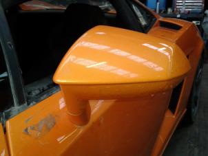 Używane Lusterko zewnetrzne lewe Lamborghini Gallardo 5.2 V-10 40V FSI LP560-4 Cena na żądanie oferowane przez "Altijd Raak" Penders