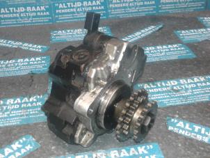 Used Mechanical fuel pump BMW 5-Serie Price on request offered by "Altijd Raak" Penders