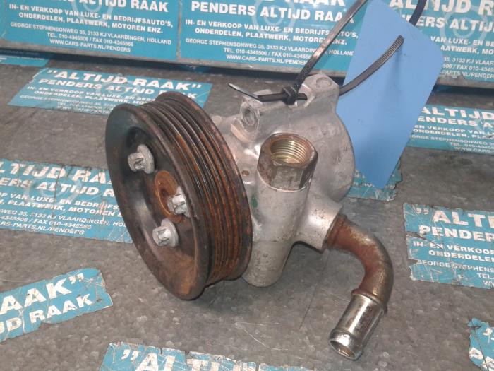 Power steering pump from a Jeep Grand Cherokee 2005