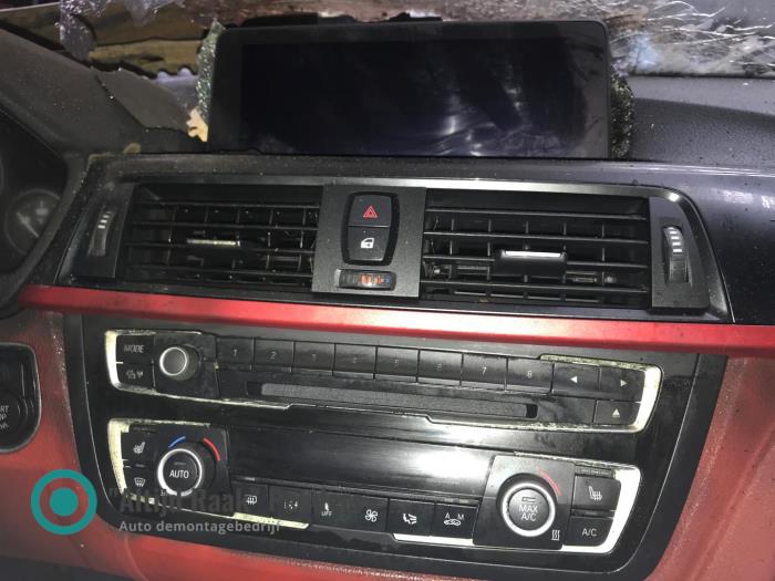Używane Zmieniarka CD BMW 4 serie (F32) 430d xDrive 3.0 24V Cena na żądanie oferowane przez "Altijd Raak" Penders