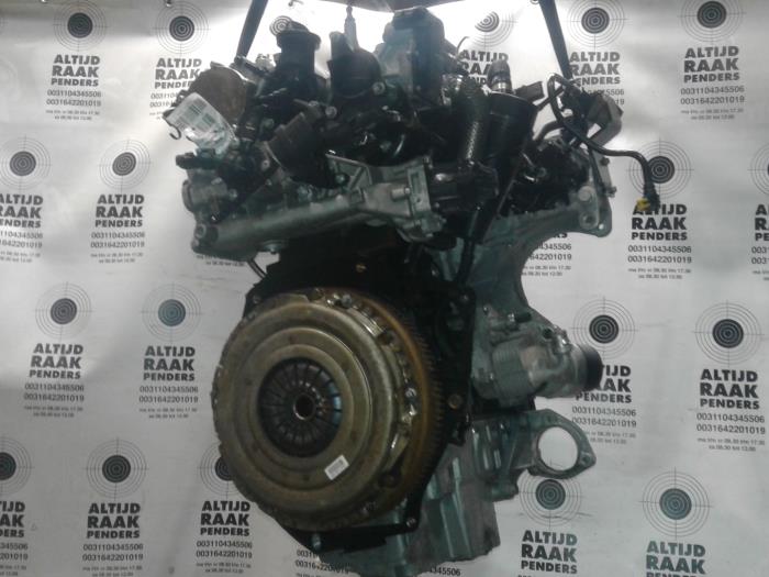 Motor van een Opel Insignia 2.0 CDTI 16V 140 ecoFLEX 2016