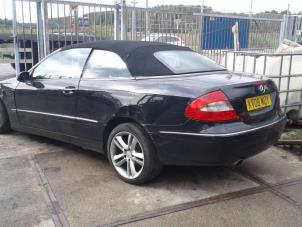 Used Soft-top Mercedes CLK (R209) 3.0 280 V6 18V Price on request offered by "Altijd Raak" Penders