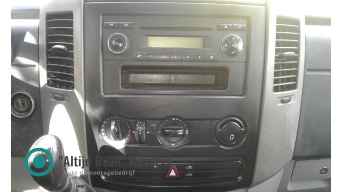 Panneau De Commande Climatisation/Chauffage Pour Mercedes Sprinter (1996-2006) - Réf. OEM A0008304185