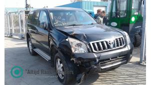 Used Wing mirror, left Toyota Land Cruiser (J12) 3.0 D-4D 16V Price on request offered by "Altijd Raak" Penders