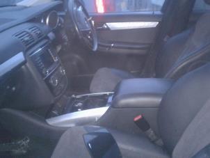 Used Set of upholstery (complete) Mercedes R (W251) 3.0 320 CDI 24V 4-Matic Price on request offered by "Altijd Raak" Penders