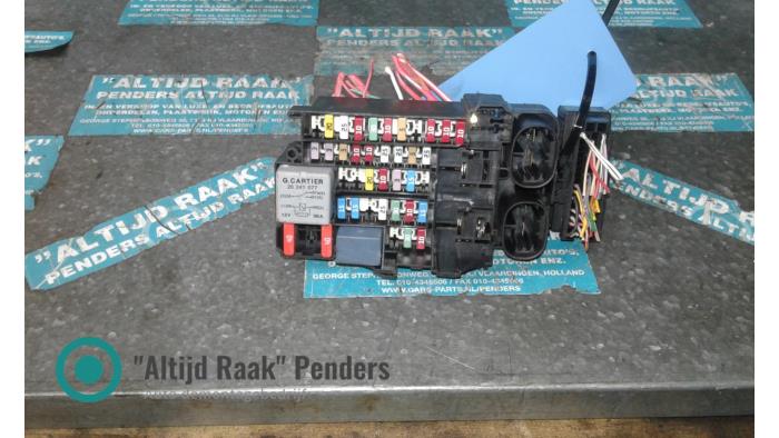 Używane Przekaznik Renault Megane Cena na żądanie oferowane przez "Altijd Raak" Penders