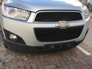 Used Grille holder Chevrolet Captiva (C140) 2.2 D 16V 4x4 Price on request offered by "Altijd Raak" Penders