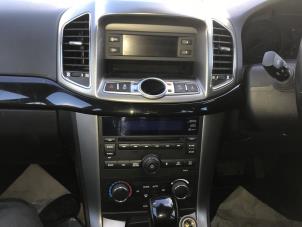 Used Air conditioning control panel Chevrolet Captiva (C140) 2.2 D 16V 4x4 Price on request offered by "Altijd Raak" Penders
