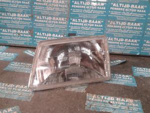 Used Headlight, left Peugeot 205 Price on request offered by "Altijd Raak" Penders