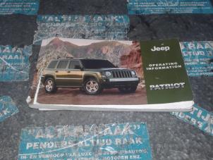 Usagé Livret d'instructions Jeep Patriot Prix sur demande proposé par "Altijd Raak" Penders