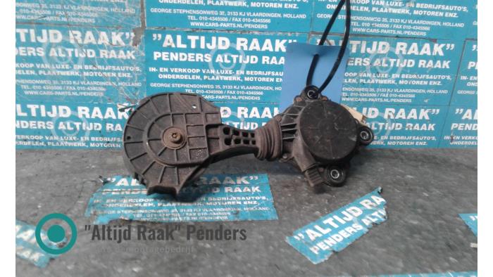 Usados Rodillo tensor correa múltiple Mini Cooper Precio de solicitud ofrecido por "Altijd Raak" Penders