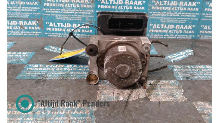 Usagé Bloc ABS Isuzu D-MAX Prix sur demande proposé par "Altijd Raak" Penders