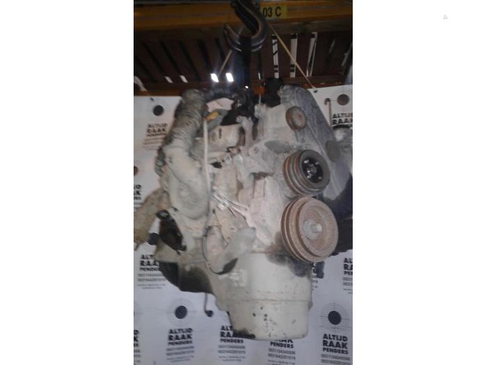 Engine from a Toyota Land Cruiser 90 (J9) 3.0 TD Challenger 1998