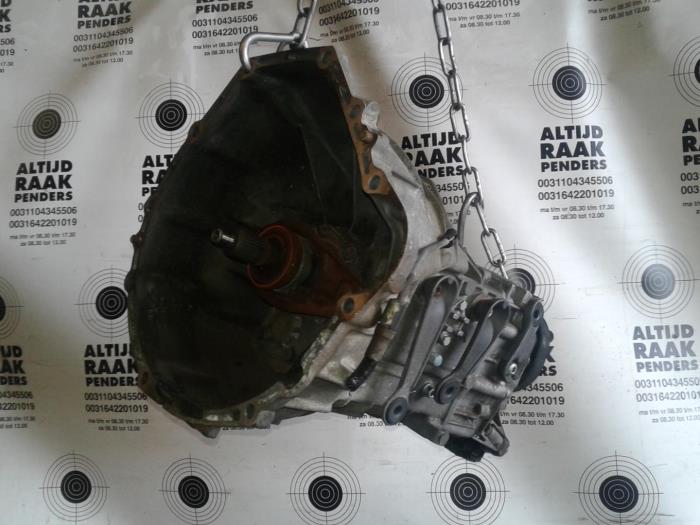 Gearbox from a Mercedes-Benz SLK (R170) 2.0 200 16V 1998
