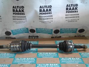 New Front drive shaft, left Toyota Corolla Verso (E12) 1.8 16V VVT-i Price on request offered by "Altijd Raak" Penders