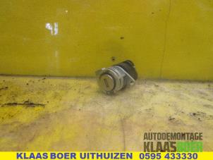 Used Door lock cylinder, right Fiat Grande Punto (199) 1.4 Price € 25,00 Margin scheme offered by Autodemontage Klaas Boer