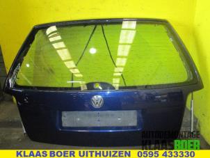 Usados Portón trasero Volkswagen Passat Variant (33B) 1.8 GL Precio € 100,00 Norma de margen ofrecido por Autodemontage Klaas Boer