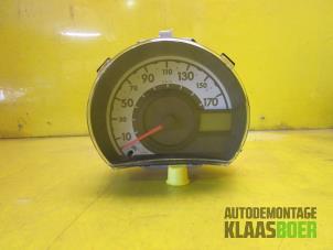 Used Instrument panel Peugeot 107 1.0 12V Price € 80,00 Margin scheme offered by Autodemontage Klaas Boer