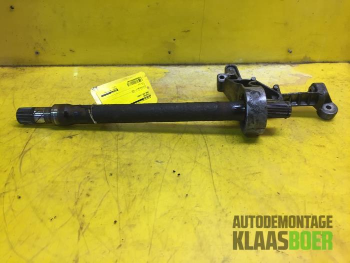 Usagé Arbre intermédiaire Saab 900 II (YS3D) 2.0 SE Turbo 16V Prix € 25,00 Règlement à la marge proposé par Autodemontage Klaas Boer
