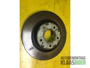 Used Front brake disc Mitsubishi Outlander (CU) 2.0 16V 4x2 Price € 15,00 Margin scheme offered by Autodemontage Klaas Boer