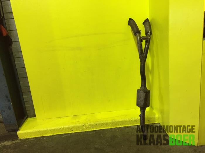 Used Front pipe + catalyst Volkswagen Passat (3C2) 2.0 FSI 16V Price € 325,00 Margin scheme offered by Autodemontage Klaas Boer