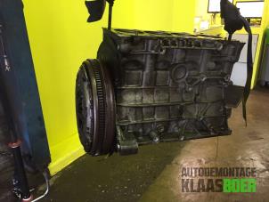 Usados Bloque inferior motor Volkswagen Passat (3C2) 2.0 FSI 16V Precio € 150,00 Norma de margen ofrecido por Autodemontage Klaas Boer
