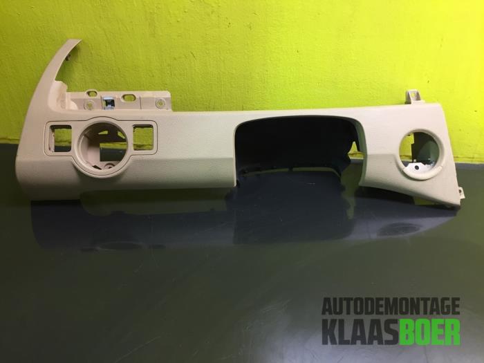 Pieza de salpicadero de un Volkswagen Passat (3C2) 2.0 FSI 16V 2005