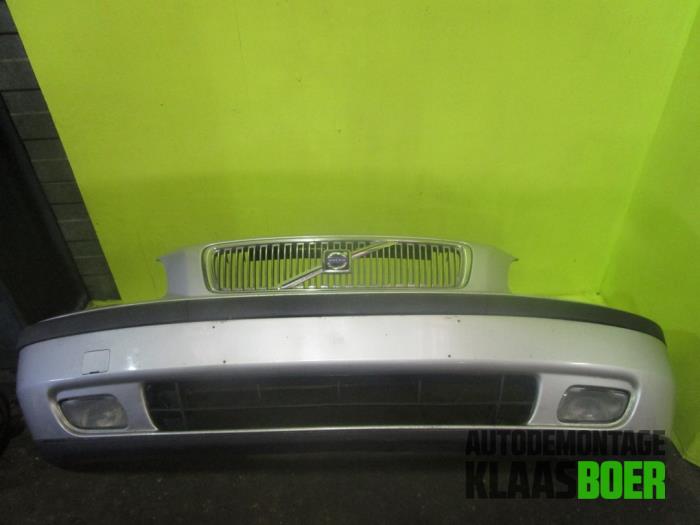 Front bumper Volvo V70 2.4 T 20V 2D02004141628