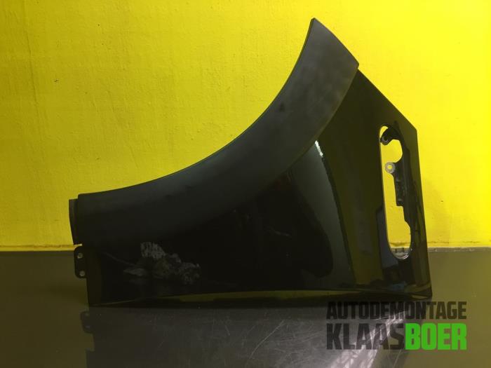 Front wing, left from a MINI Mini One/Cooper (R50) 1.6 16V Cooper 2004