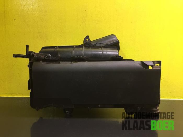 Begagnade Luftfilterhus Peugeot Bipper (AA) 1.4 HDi Pris € 25,00 Marginaltabell erbjuds av Autodemontage Klaas Boer
