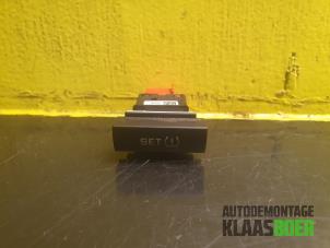 Used Pressure switch Skoda Octavia Combi (1Z5) 1.6 TDI Greenline Price € 10,00 Margin scheme offered by Autodemontage Klaas Boer