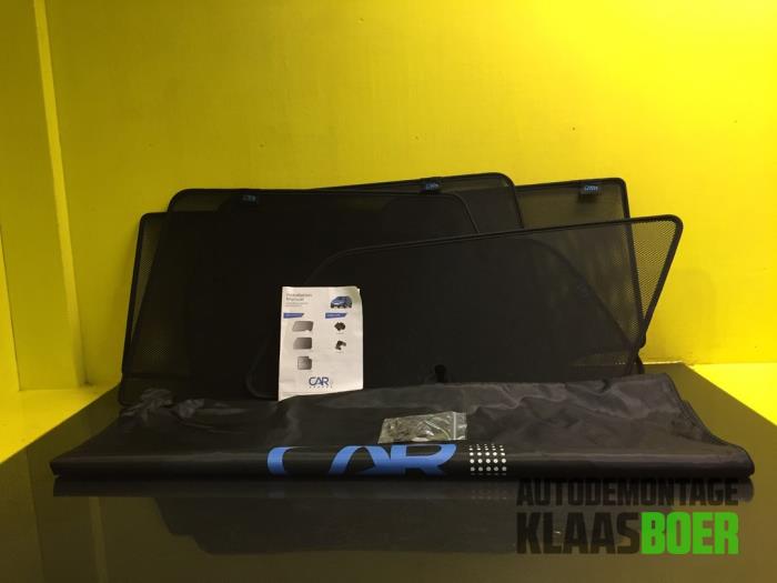 Begagnade Solpanel Ford Focus 1 Wagon 1.6 16V Pris € 65,00 Marginaltabell erbjuds av Autodemontage Klaas Boer