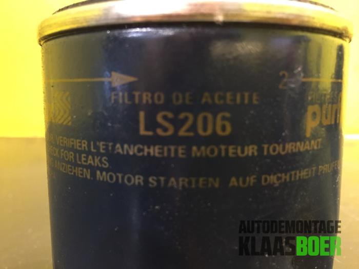 Filtr oleju z Opel Astra F (55) 1.4i 1999