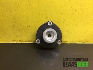 Used Front shock absorber rubber, right Volkswagen Polo III (6N2) 1.9 SDI Price € 15,00 Margin scheme offered by Autodemontage Klaas Boer