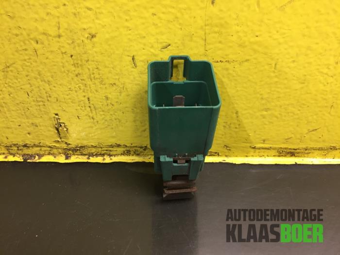 Używane Przekaznik Ford Ka I 1.3i Cena € 15,00 Procedura marży oferowane przez Autodemontage Klaas Boer